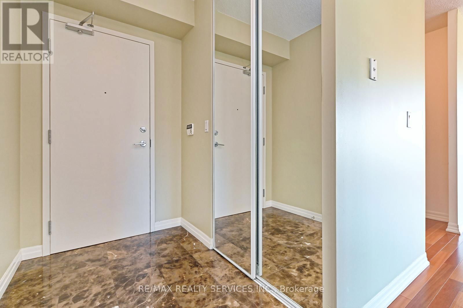 Suite 1309 - 38 FONTENAY COURT Image 7