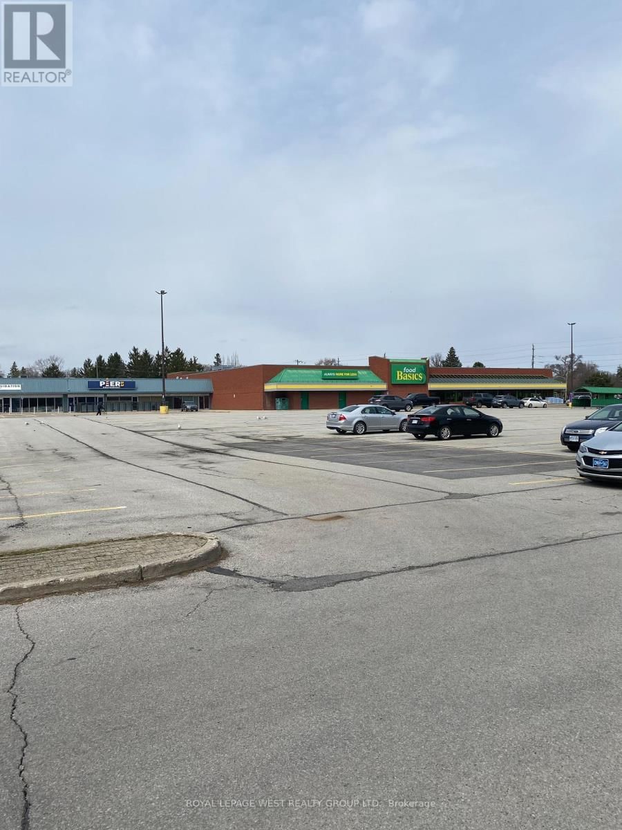 26 - 5381 LAKESHORE ROAD Image 2