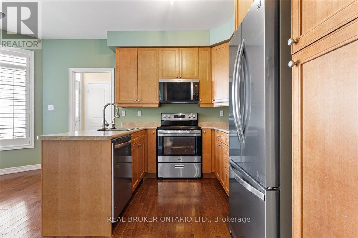 60 GARRISON SQUARE Image 15