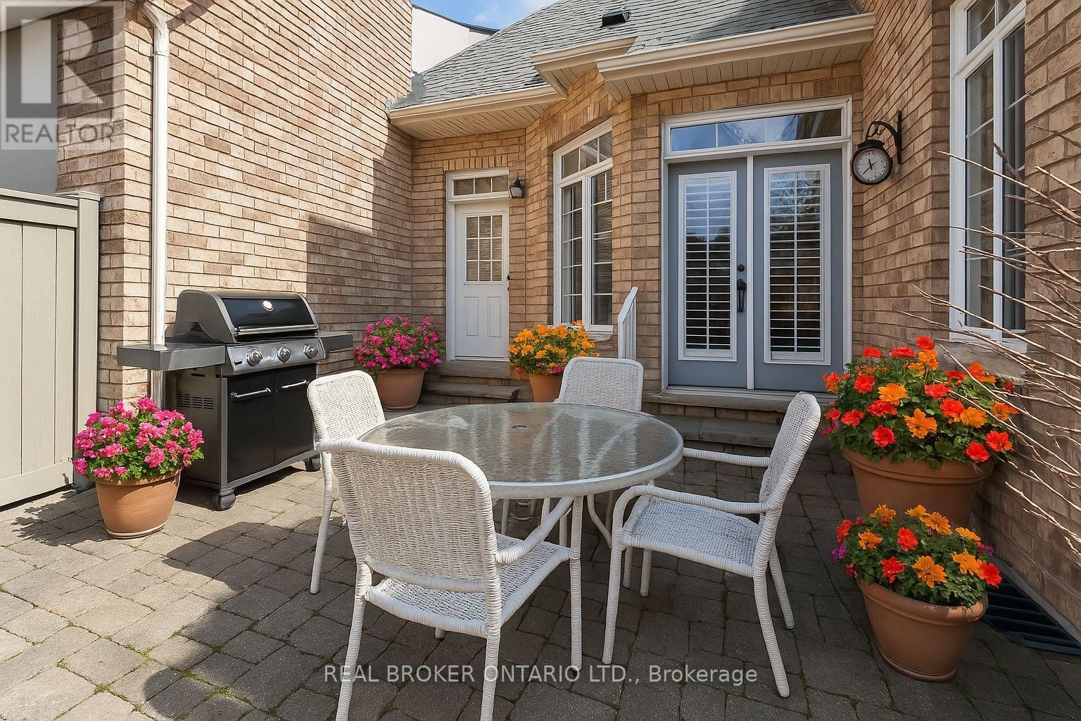 60 GARRISON SQUARE Image 23