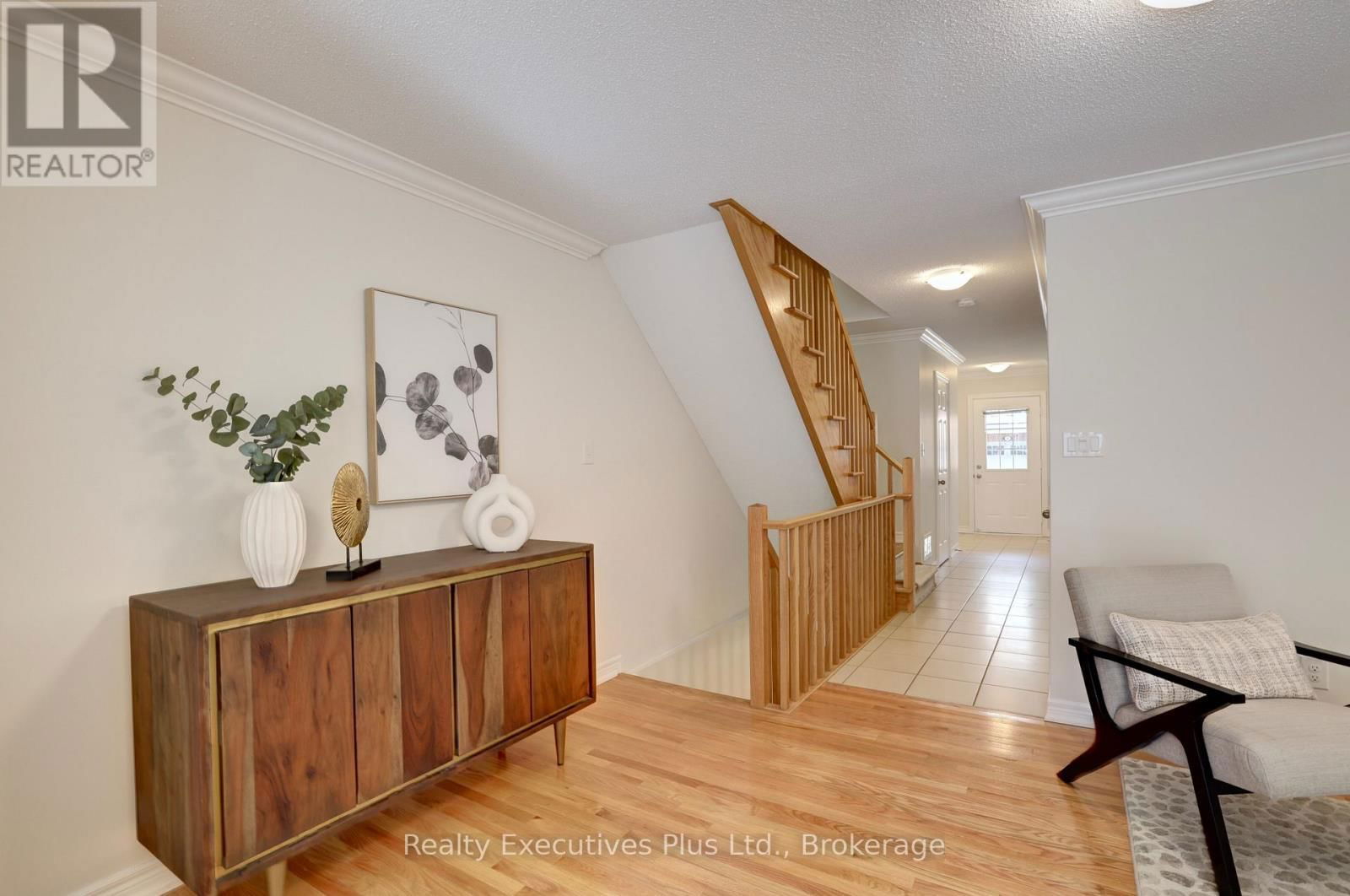 44 - 233 DUSKYWING WAY Image 10