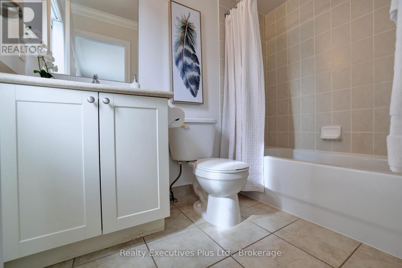 44 - 233 DUSKYWING WAY Image 24