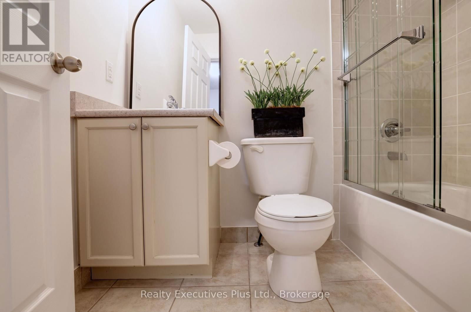 44 - 233 DUSKYWING WAY Image 27
