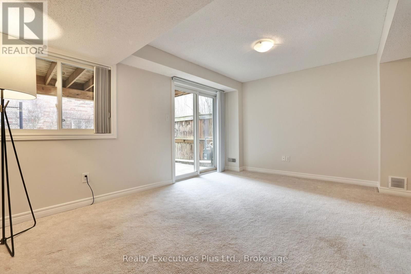 44 - 233 DUSKYWING WAY Image 33