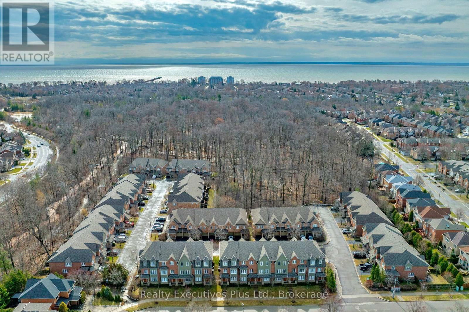 44 - 233 DUSKYWING WAY Image 45