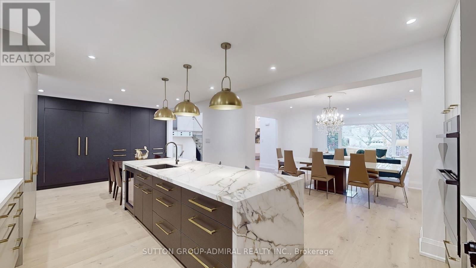 5 CRANLEIGH COURT Image 10