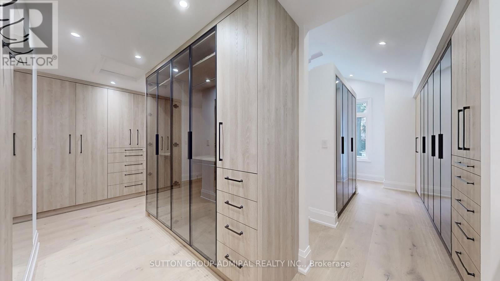 5 CRANLEIGH COURT Image 19