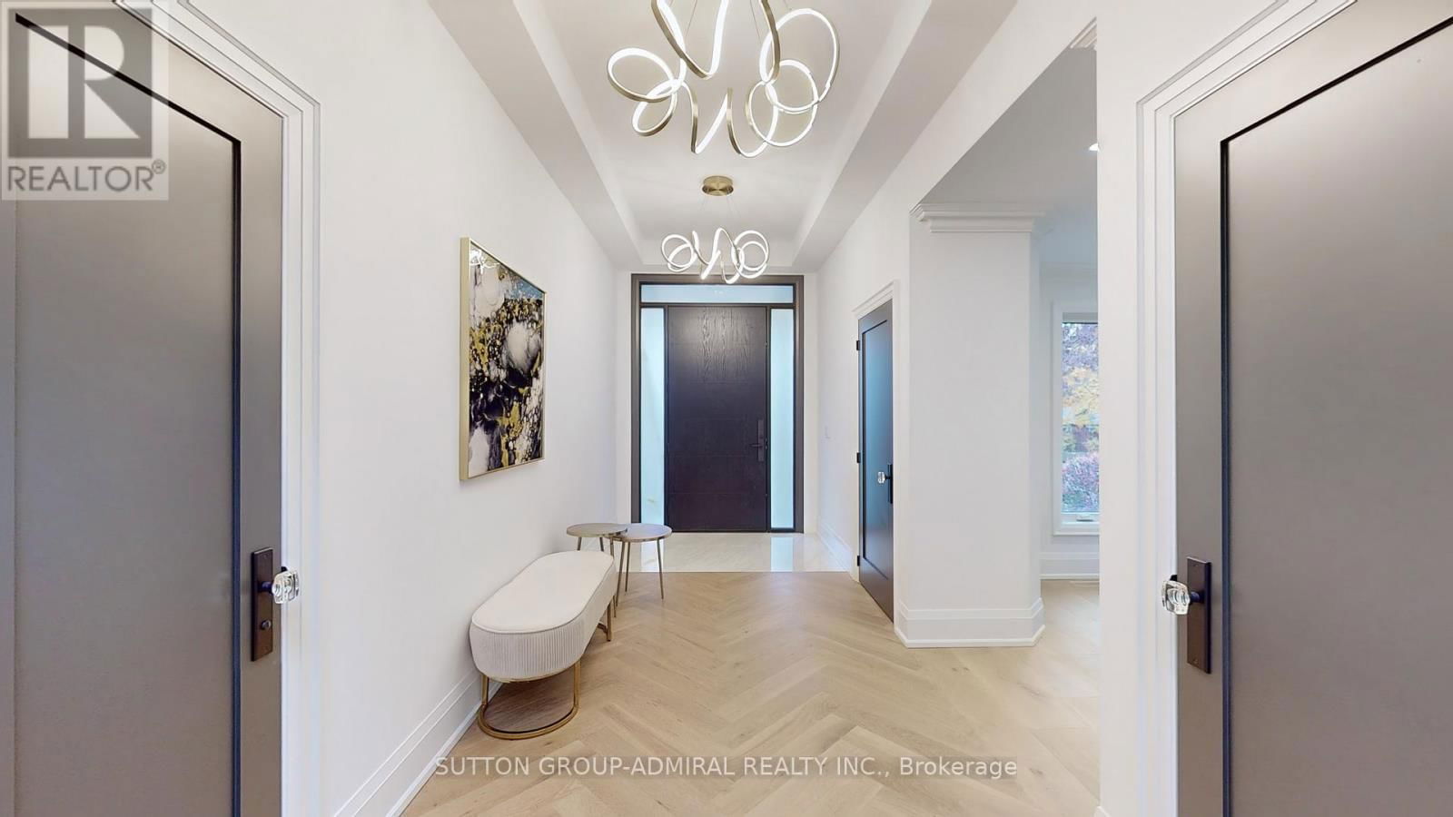 5 CRANLEIGH COURT Image 3