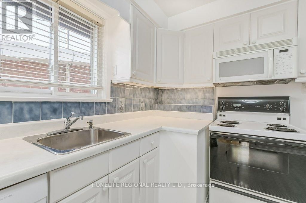 132 WYNDALE DRIVE Image 11