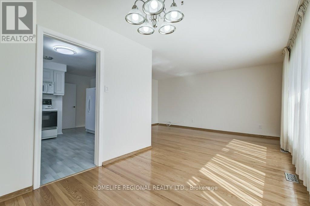 132 WYNDALE DRIVE Image 8