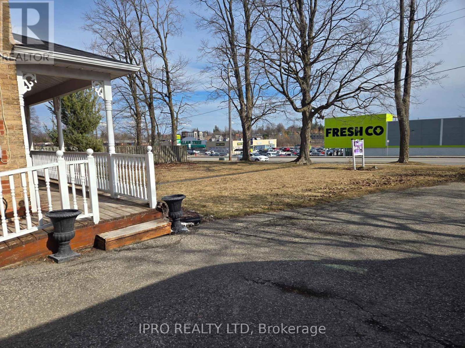 293 BROADWAY AVENUE Image 18