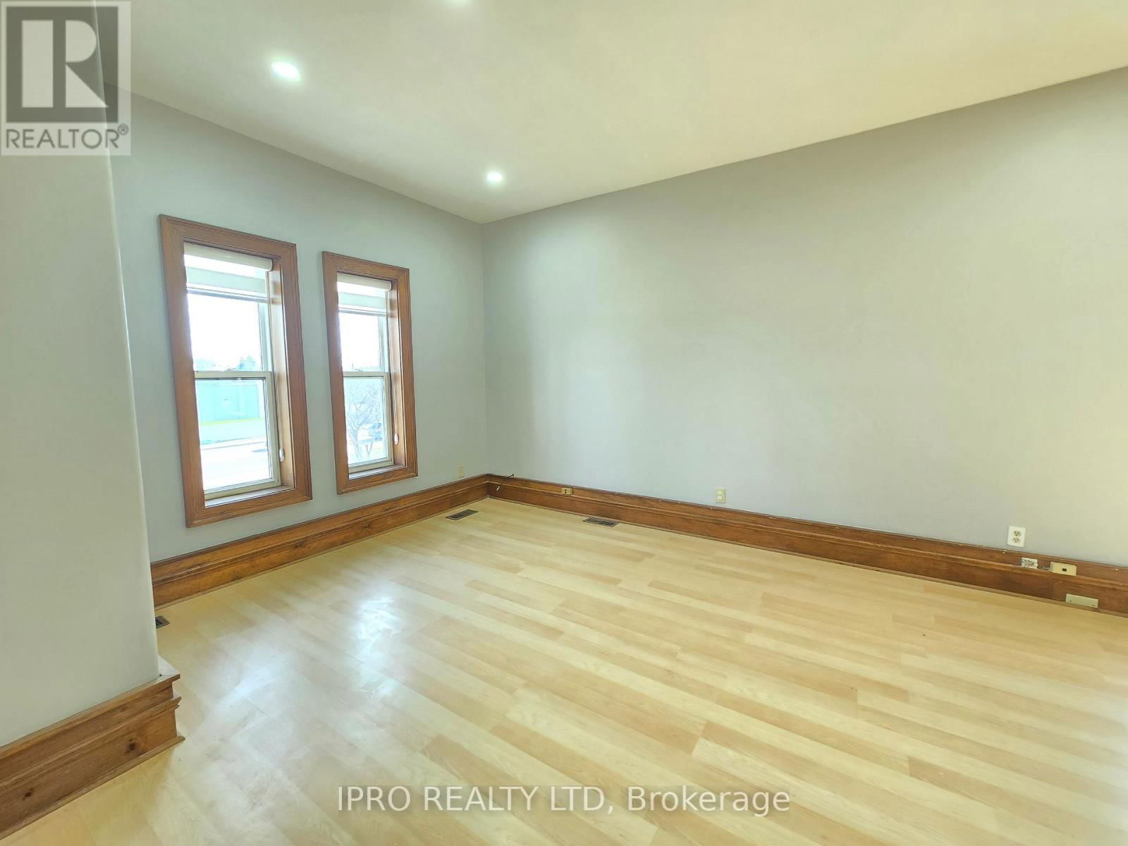 293 BROADWAY AVENUE Image 5