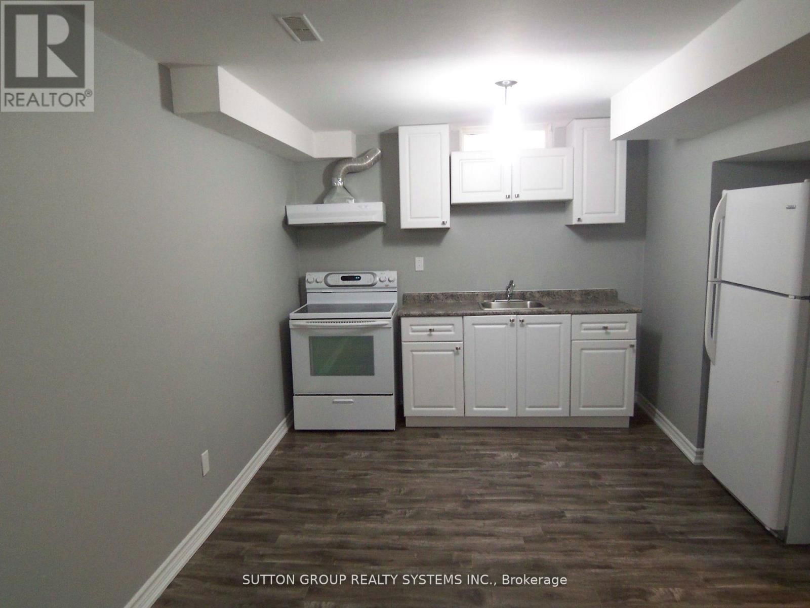 42 SWEETWOOD CIRCLE Image 4