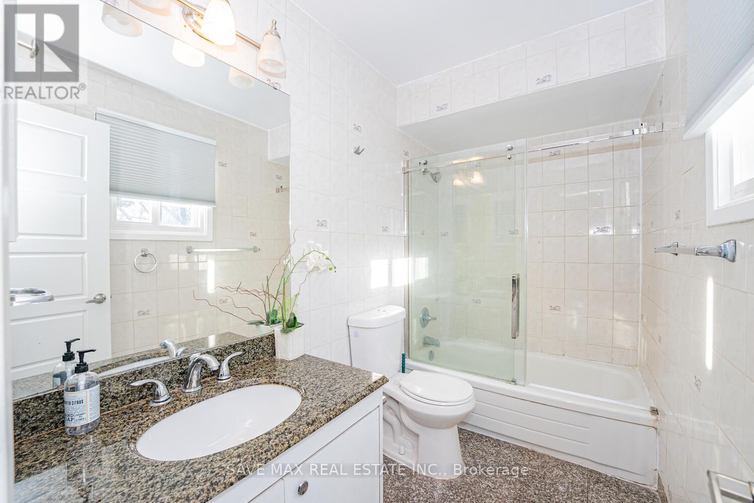 11 PIERPONT PLACE Image 19