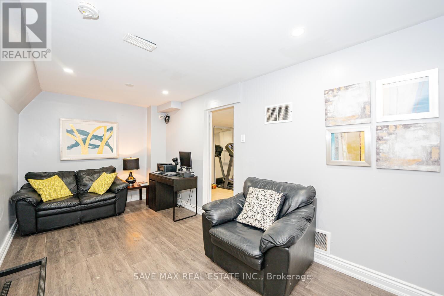 11 PIERPONT PLACE Image 23