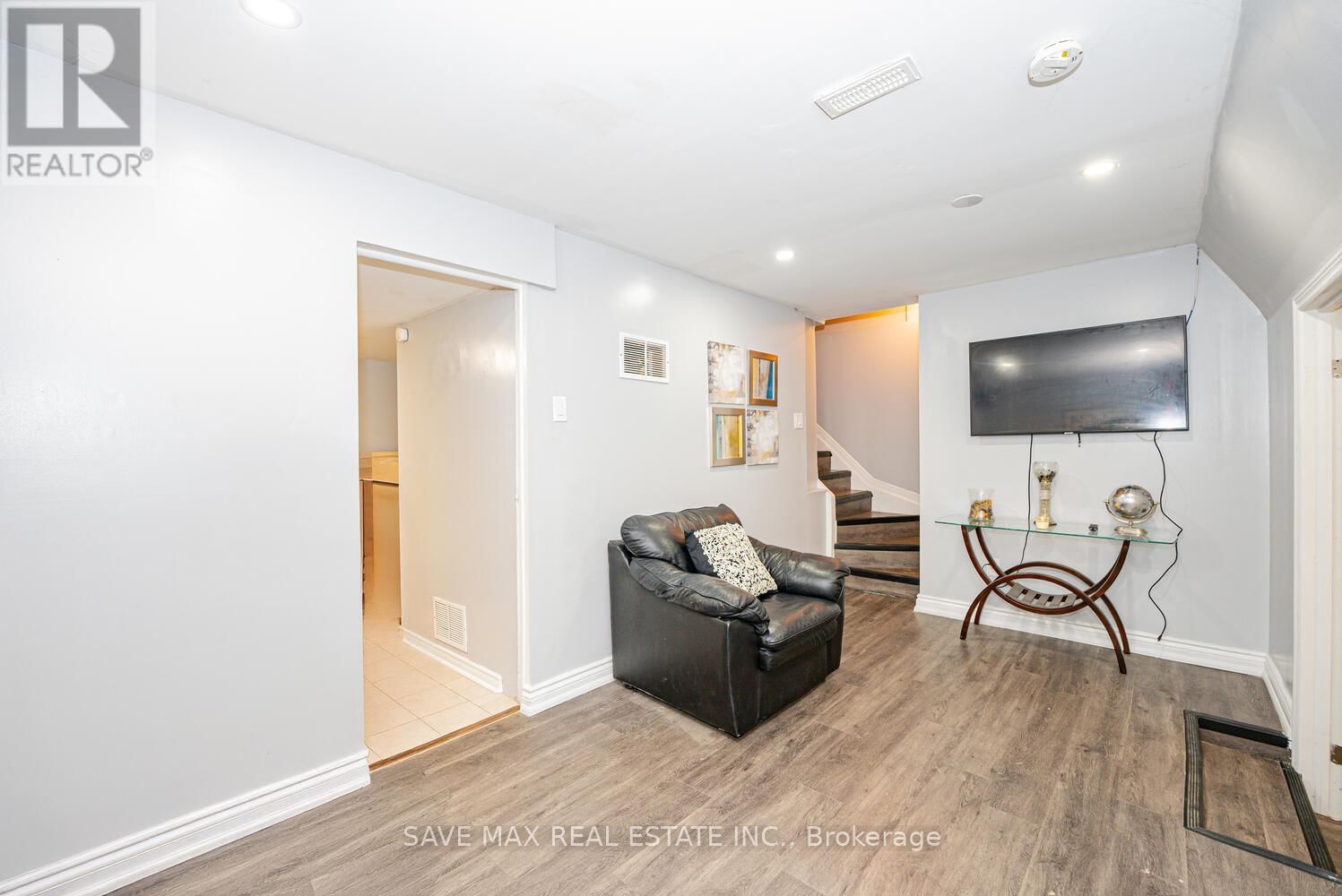 11 PIERPONT PLACE Image 24