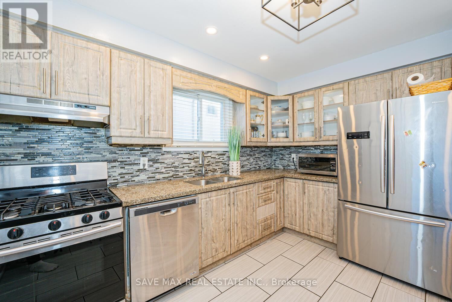 11 PIERPONT PLACE Image 8