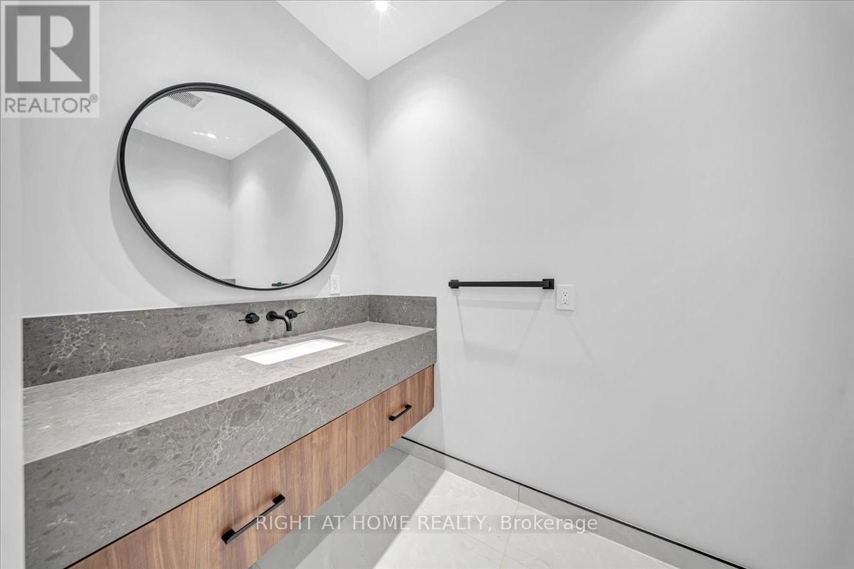 2572 EDENHURST DRIVE Image 20
