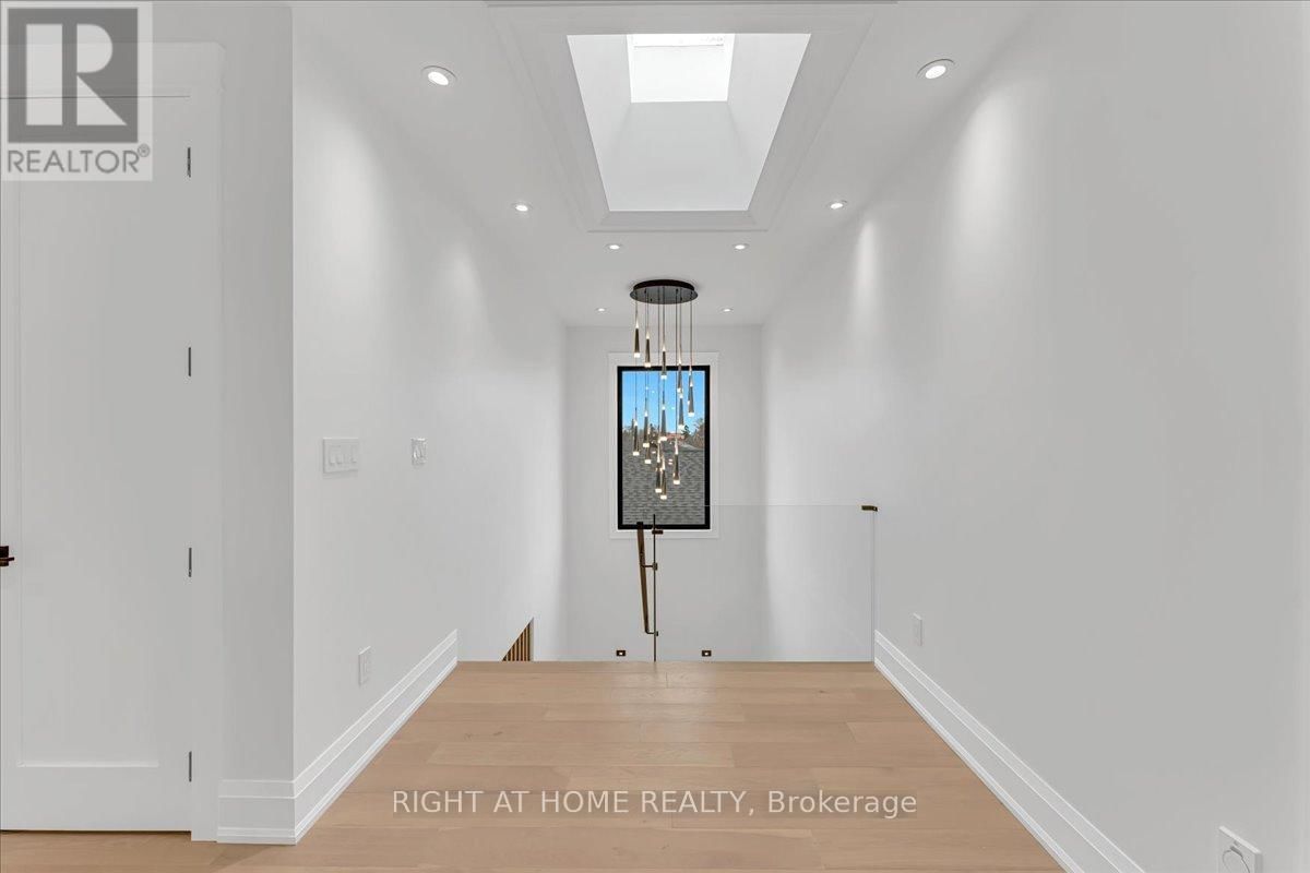 2572 EDENHURST DRIVE Image 38