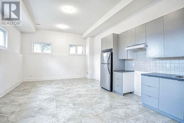 28 ELDER AVENUE Image 23