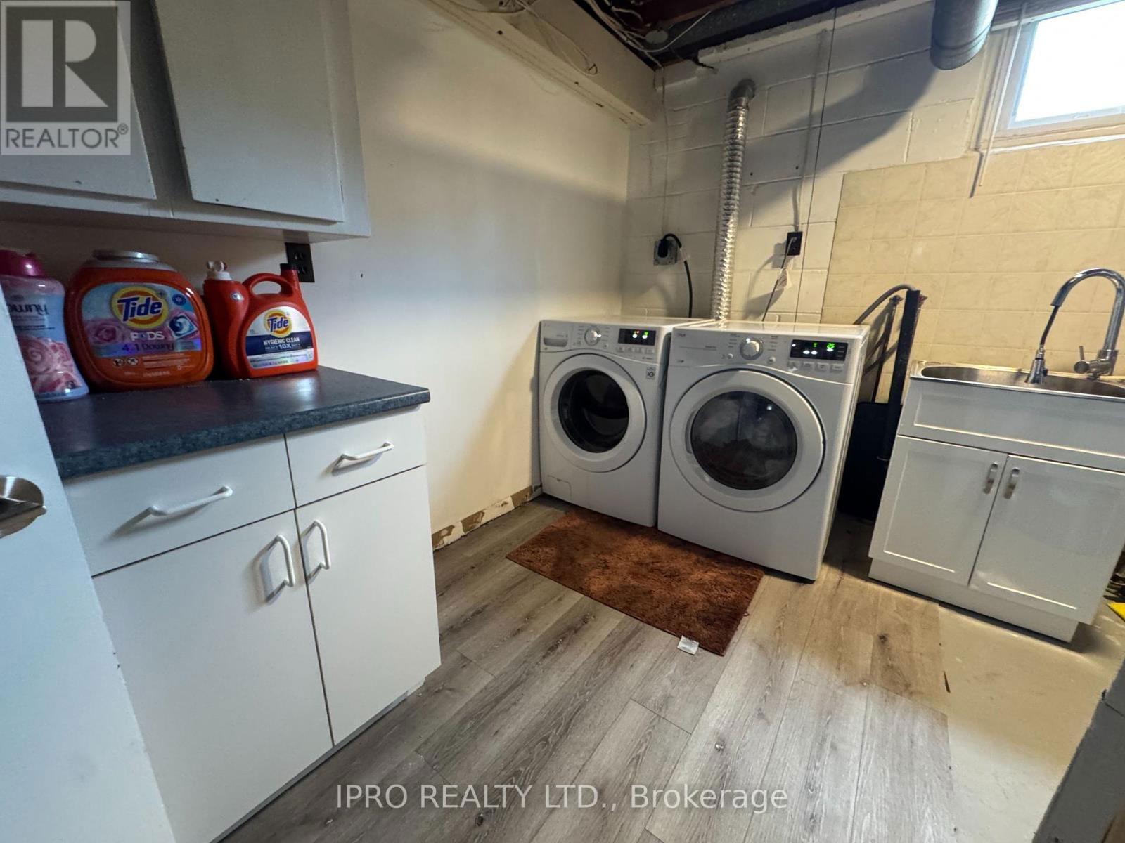 18 HAGERSVILLE COURT Image 14
