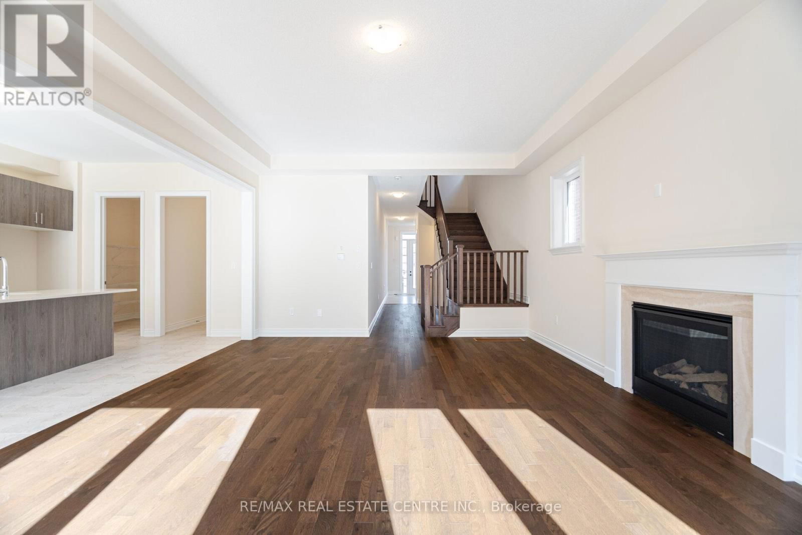 1330 LOON LANE Image 9