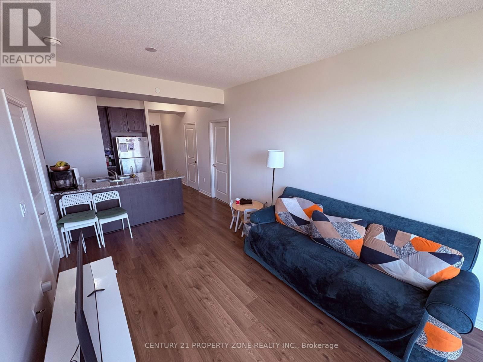 2219 - 349 RATHBURN ROAD WEST Image 10