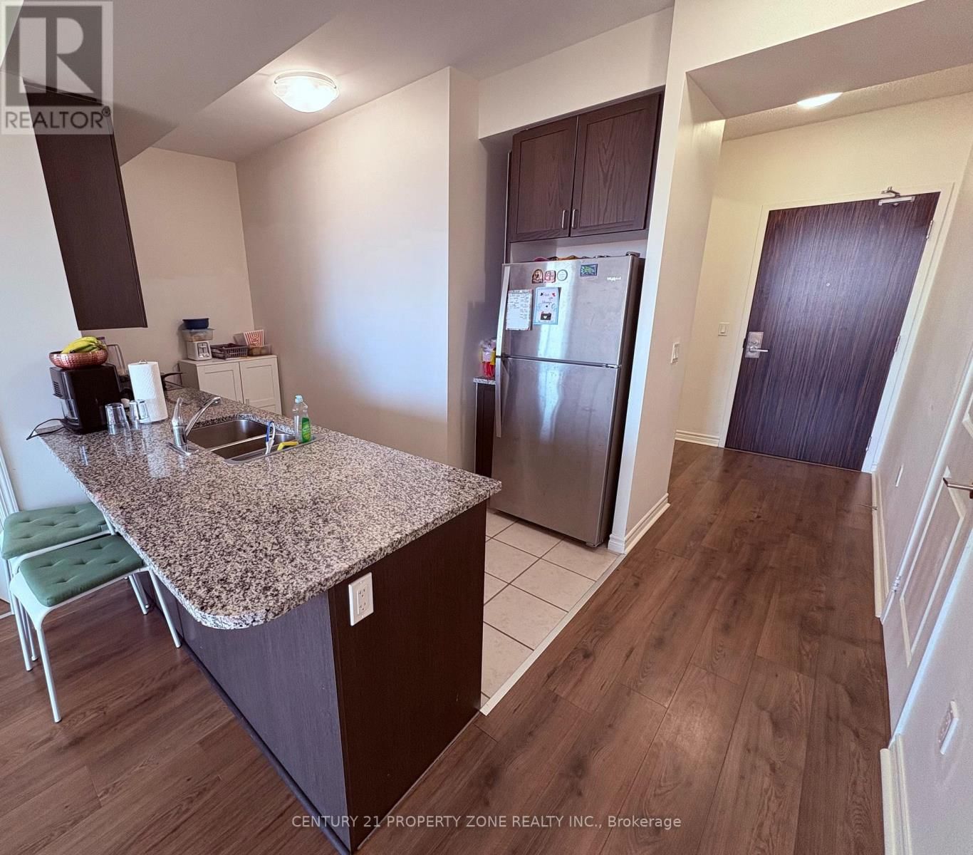 2219 - 349 RATHBURN ROAD WEST Image 7