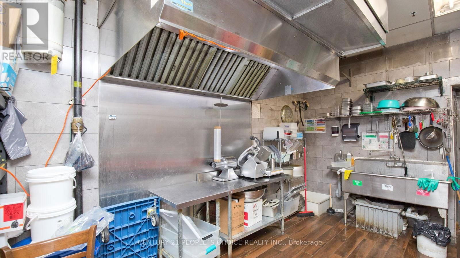 8A - 2558 FINCH AVENUE WEST Image 21