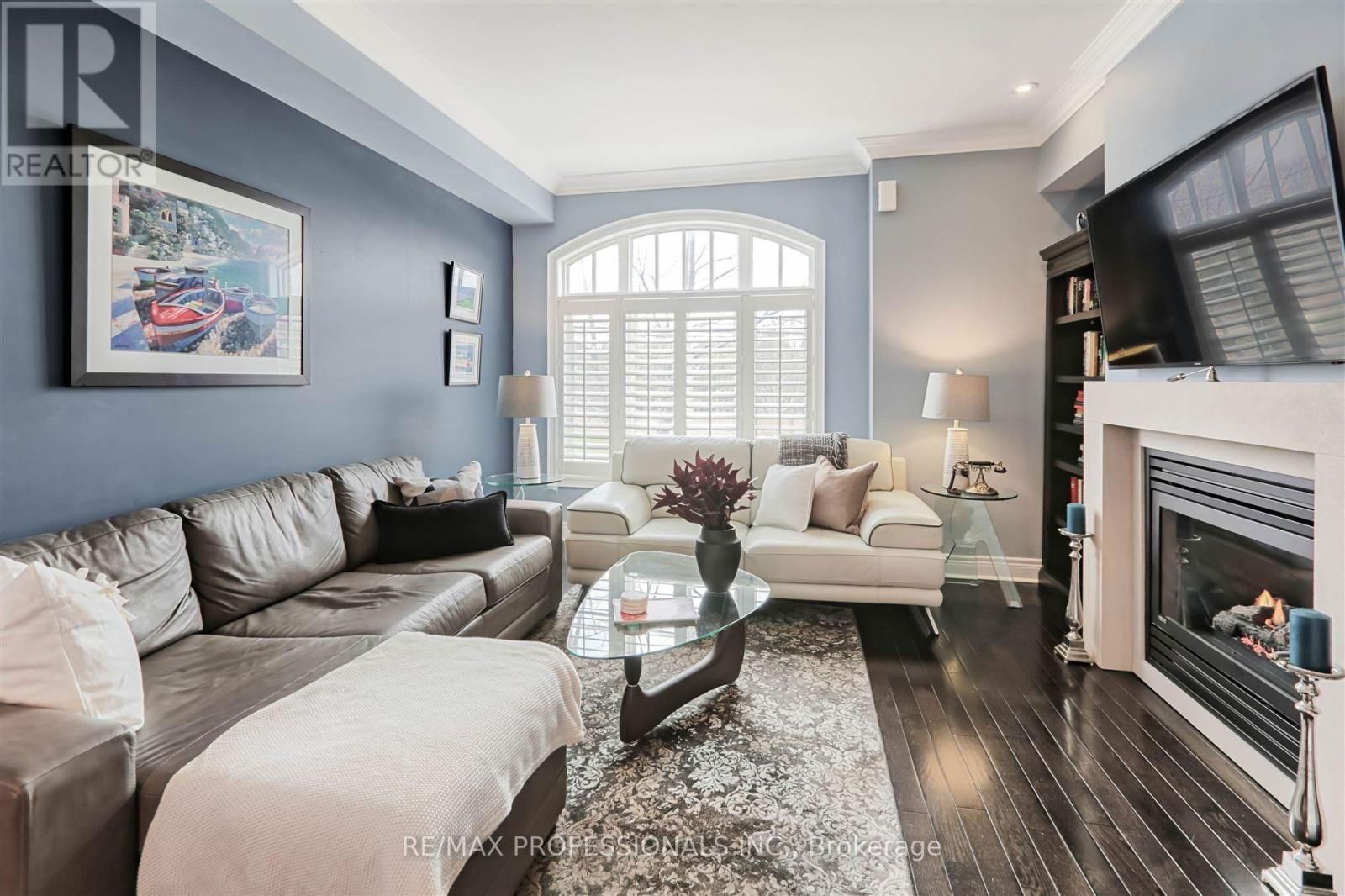 1854 BURNHAMTHORPE ROAD Image 10