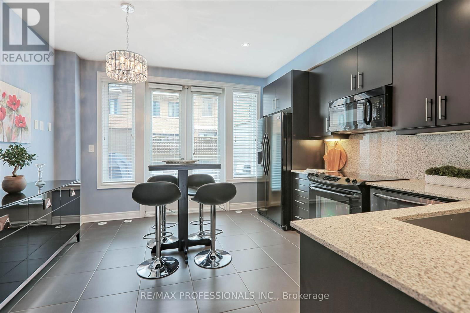 1854 BURNHAMTHORPE ROAD Image 16
