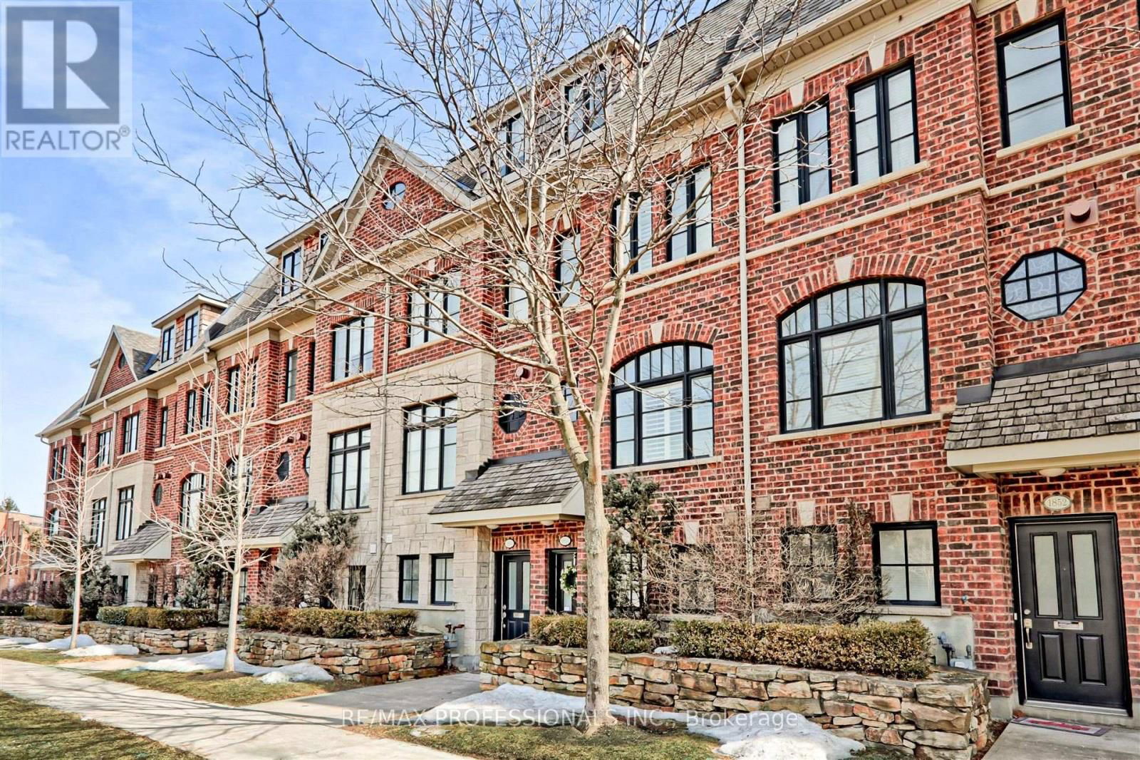 1854 BURNHAMTHORPE ROAD Image 2