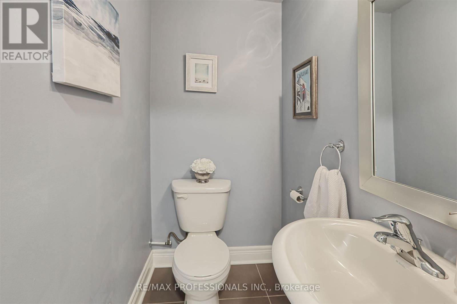 1854 BURNHAMTHORPE ROAD Image 22
