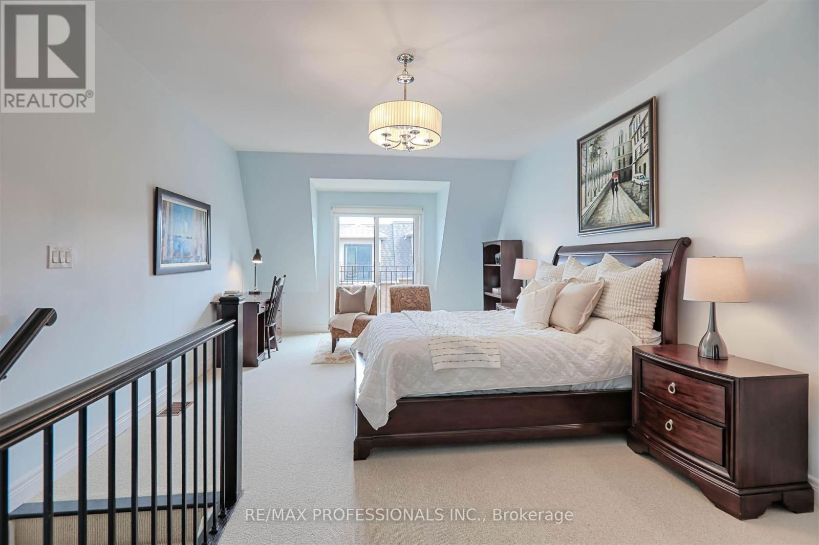 1854 BURNHAMTHORPE ROAD Image 25