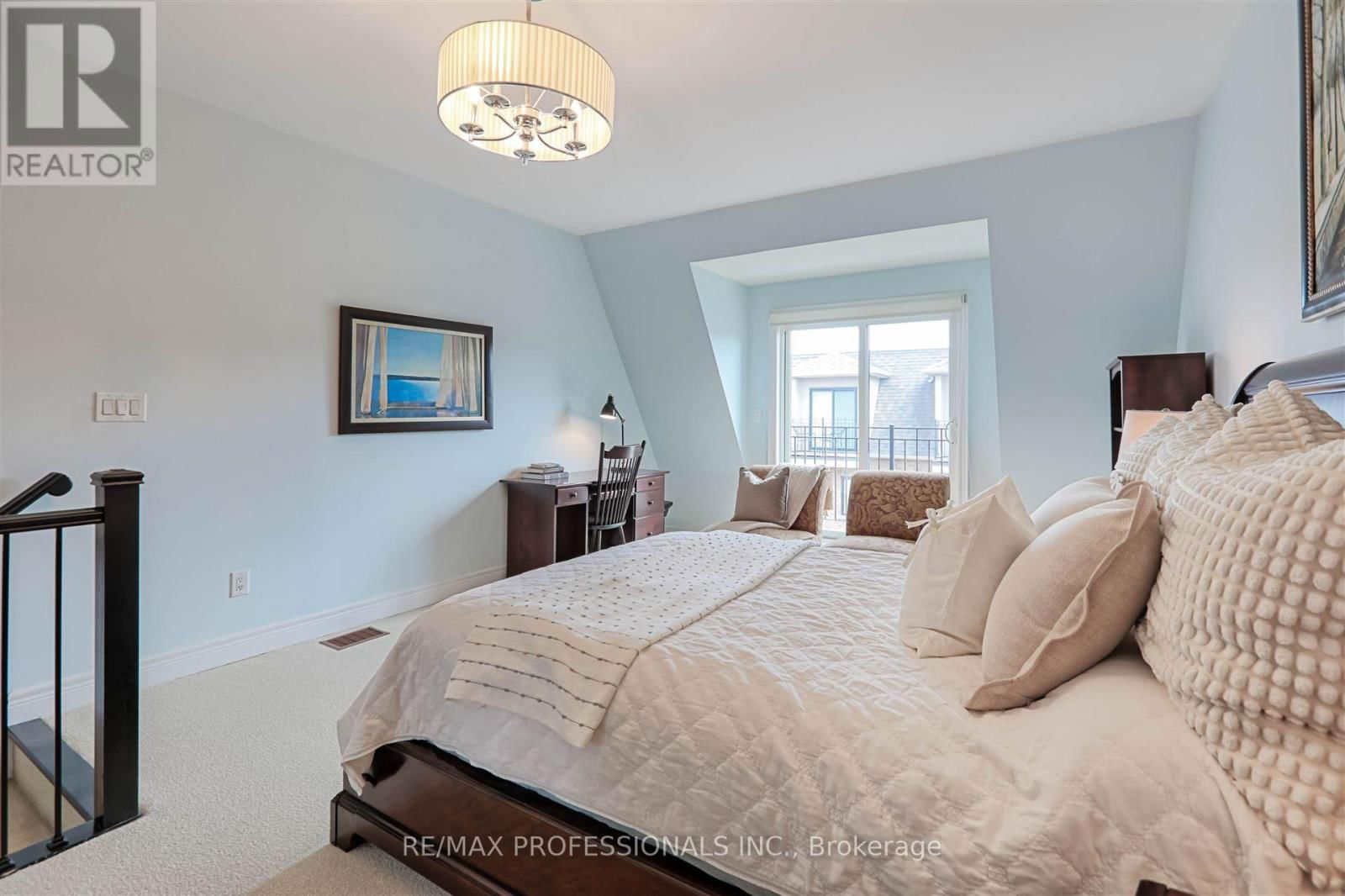 1854 BURNHAMTHORPE ROAD Image 26