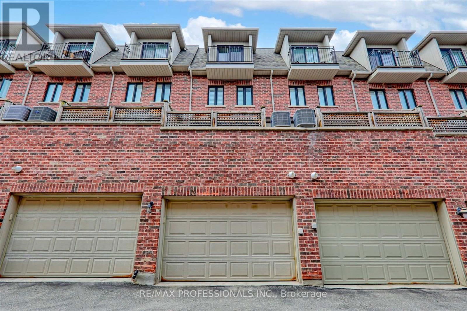 1854 BURNHAMTHORPE ROAD Image 42
