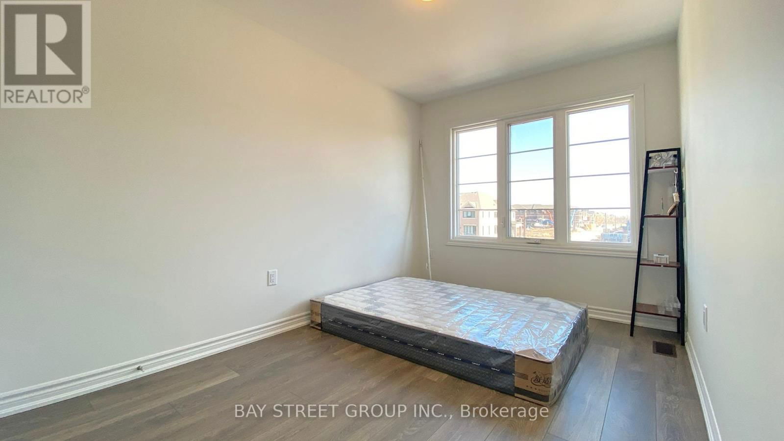 3042 ROBERT LAMB BOULEVARD Image 15