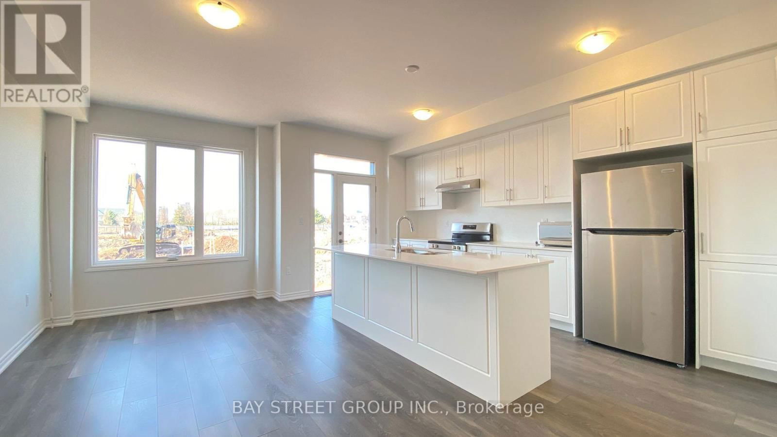 3042 ROBERT LAMB BOULEVARD Image 7