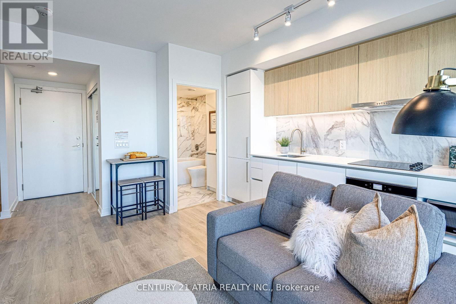 927 - 1100 SHEPPARD AVENUE WEST Image 11