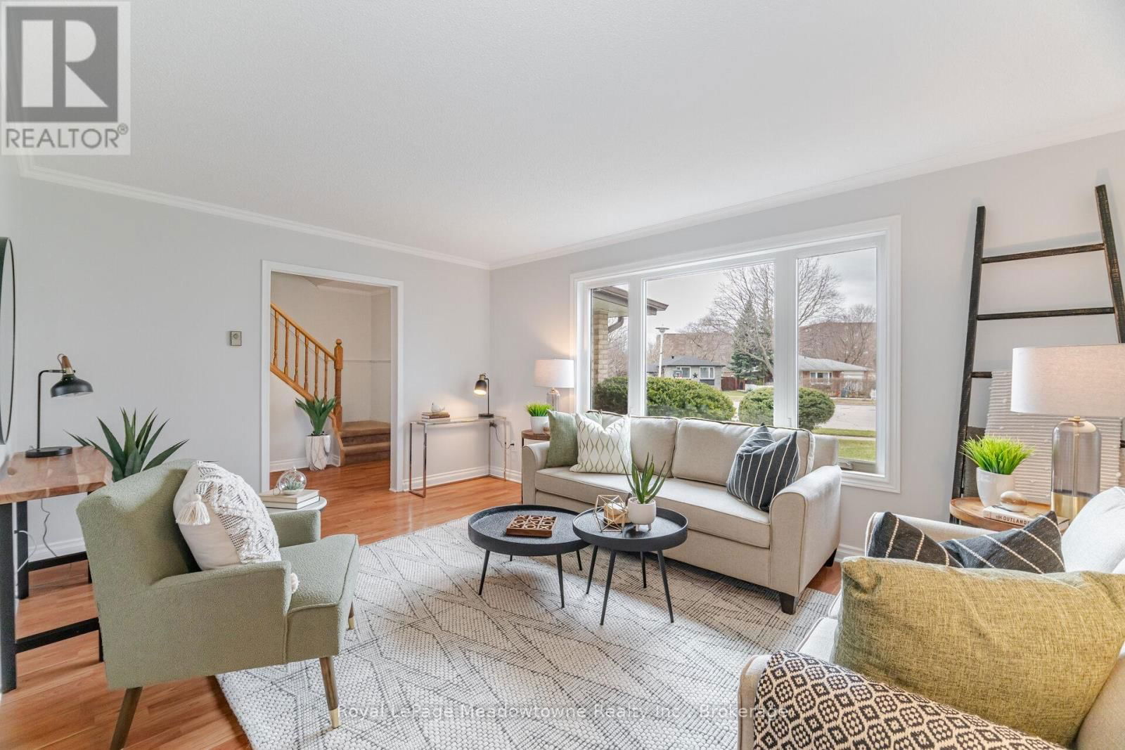 204 BOUSFIELD CRESCENT Image 10