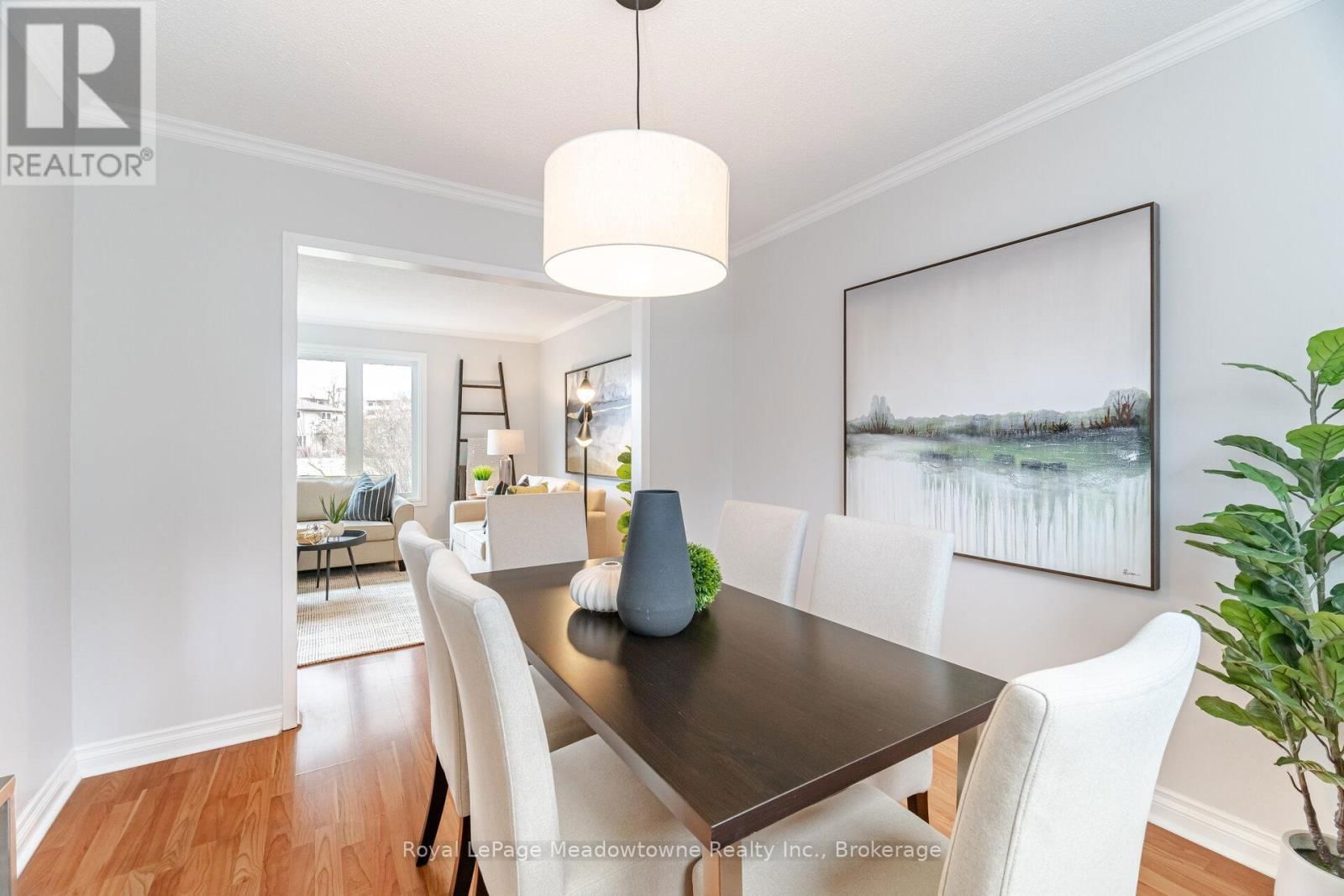 204 BOUSFIELD CRESCENT Image 17