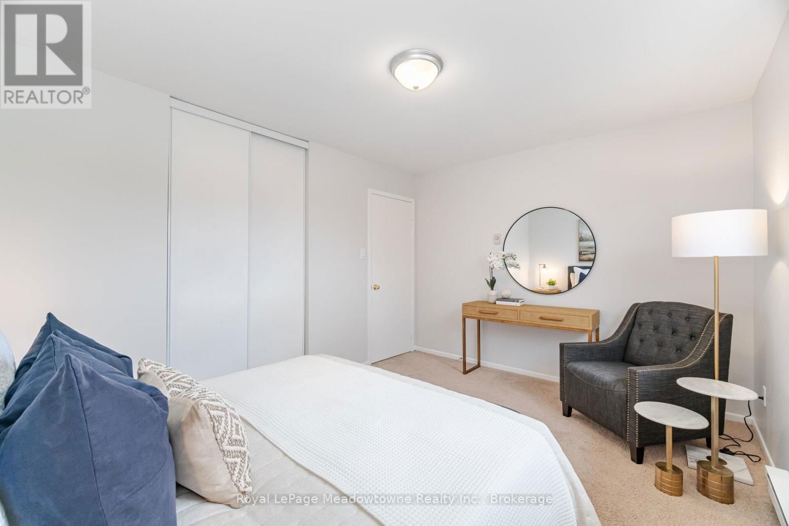 204 BOUSFIELD CRESCENT Image 27