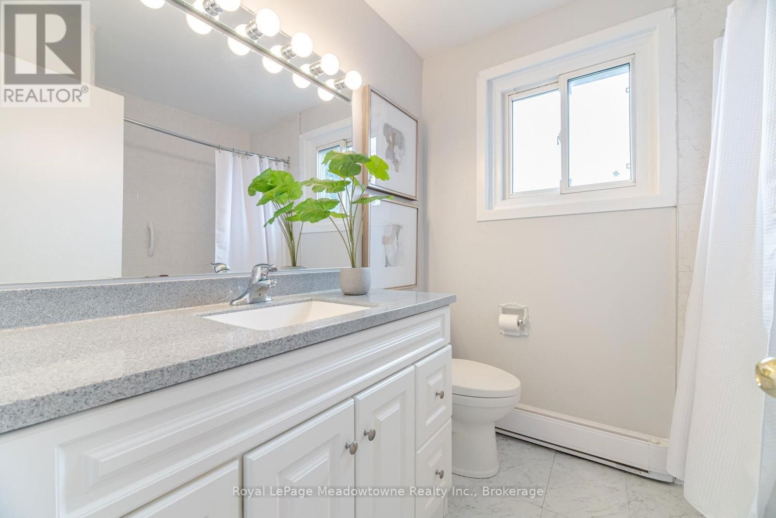 204 BOUSFIELD CRESCENT Image 31