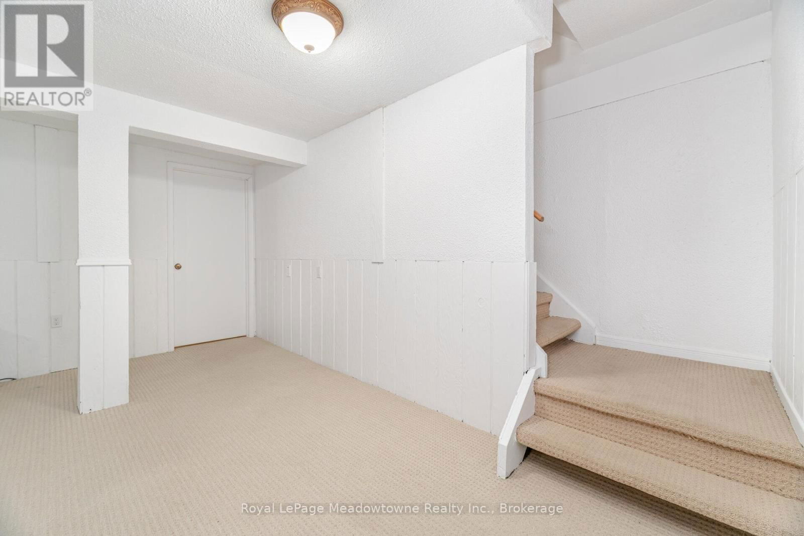 204 BOUSFIELD CRESCENT Image 34
