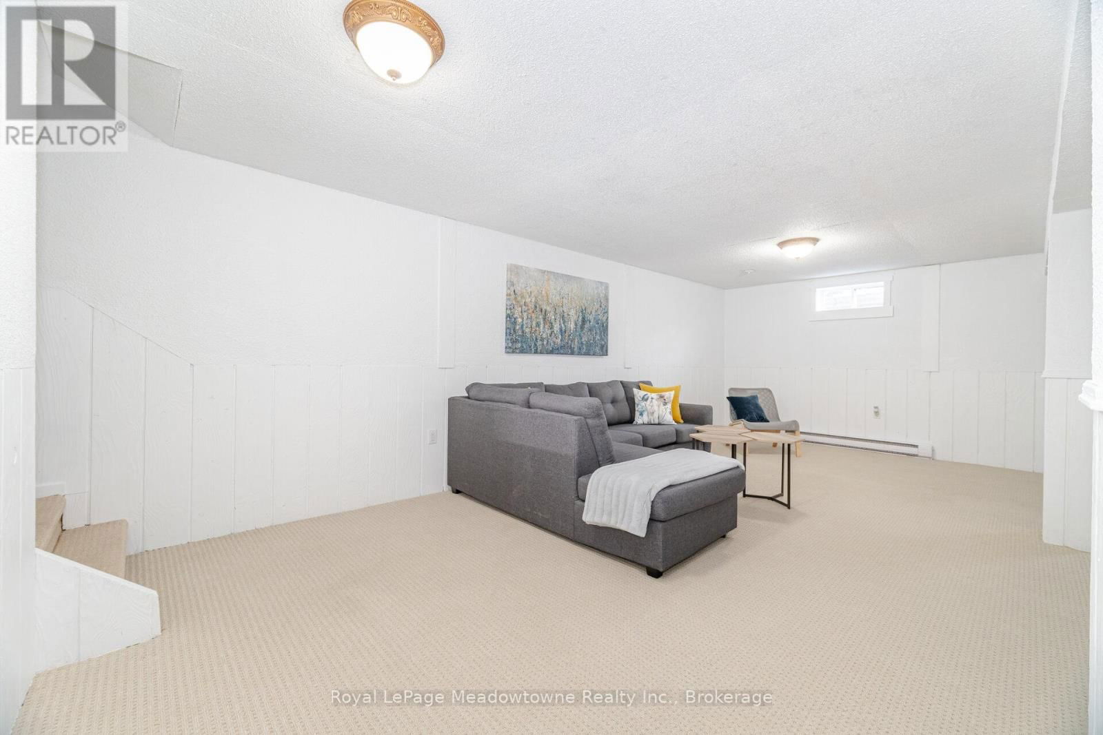 204 BOUSFIELD CRESCENT Image 36