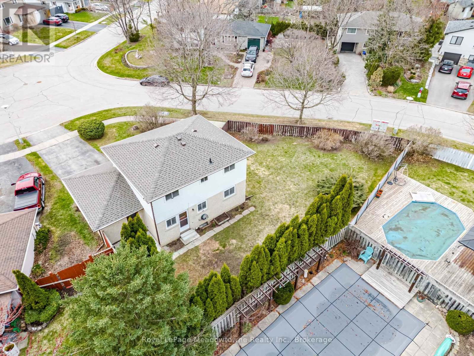 204 BOUSFIELD CRESCENT Image 47