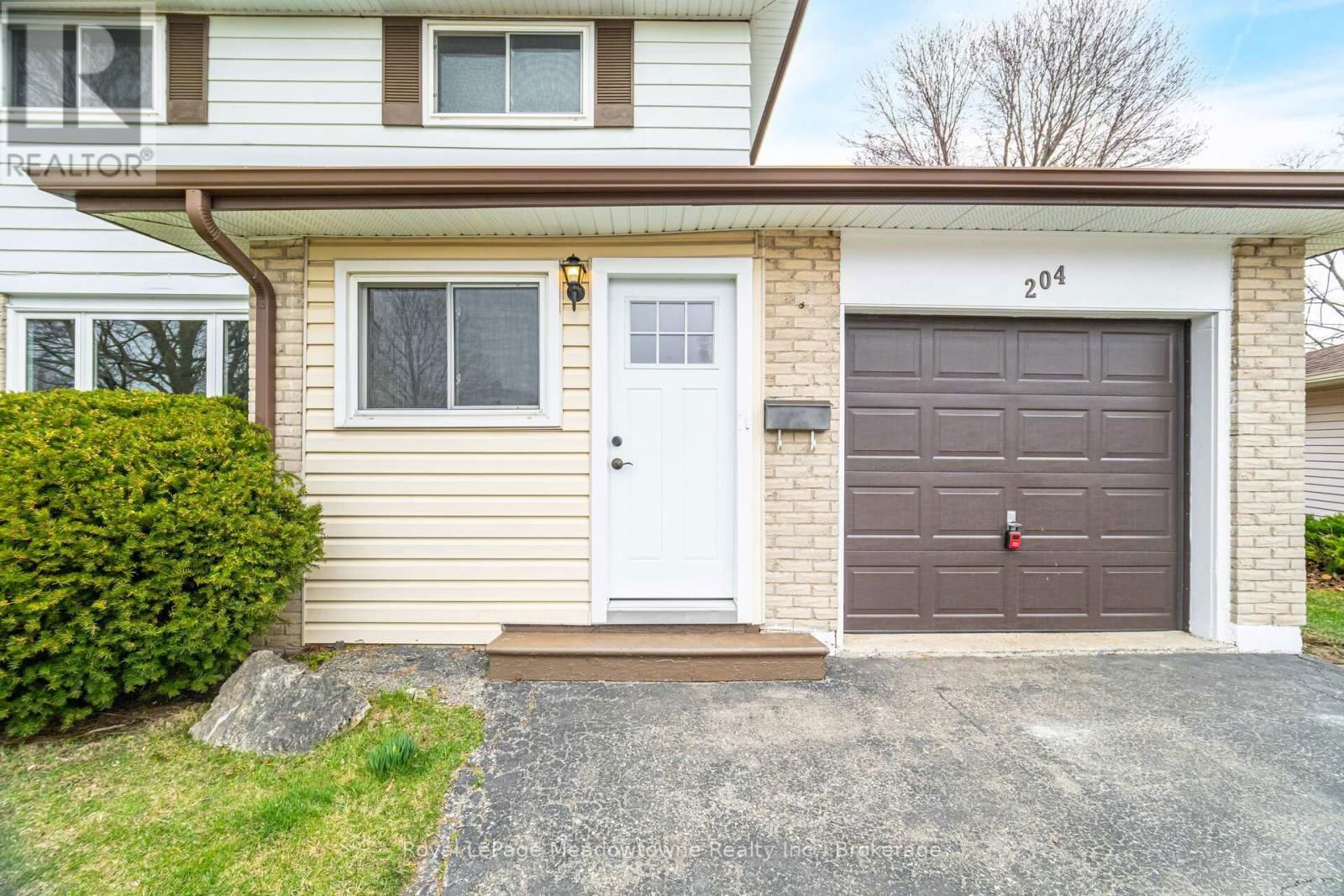 204 BOUSFIELD CRESCENT Image 6