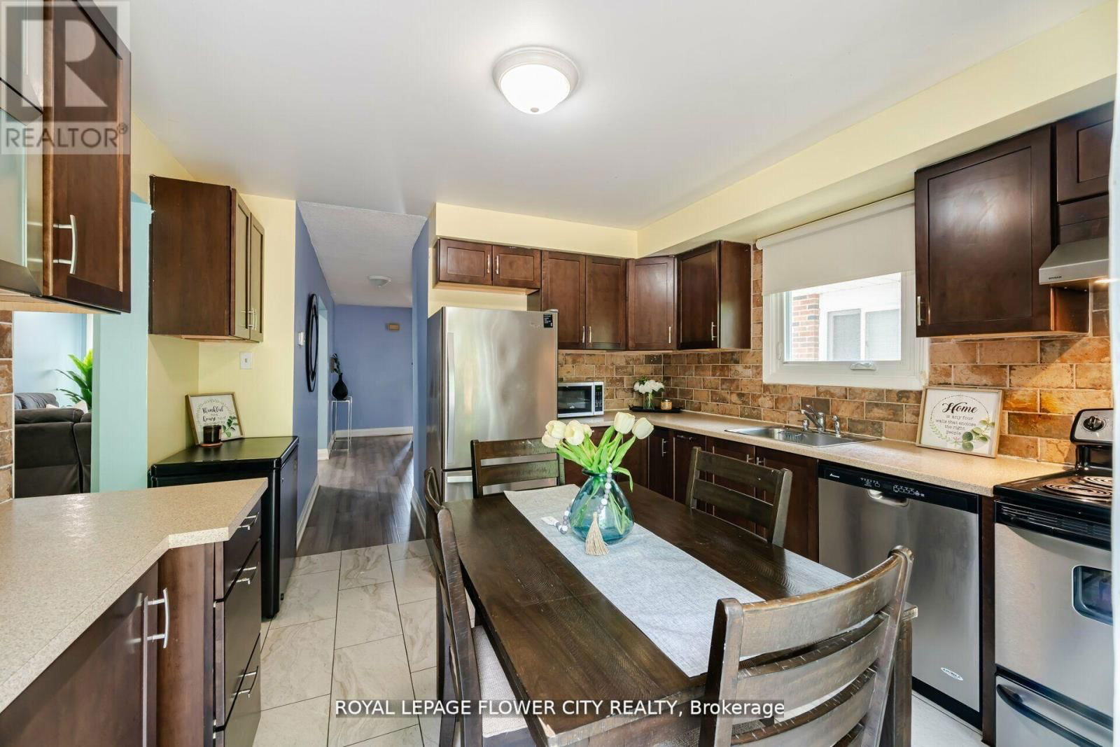 128 FANSHAWE DRIVE Image 1
