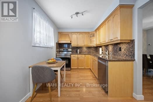 31 - 3175 KIRWIN AVENUE Image 15