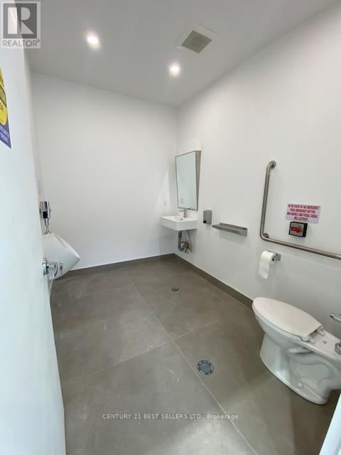 8 - 1162 KING ROAD Image 15